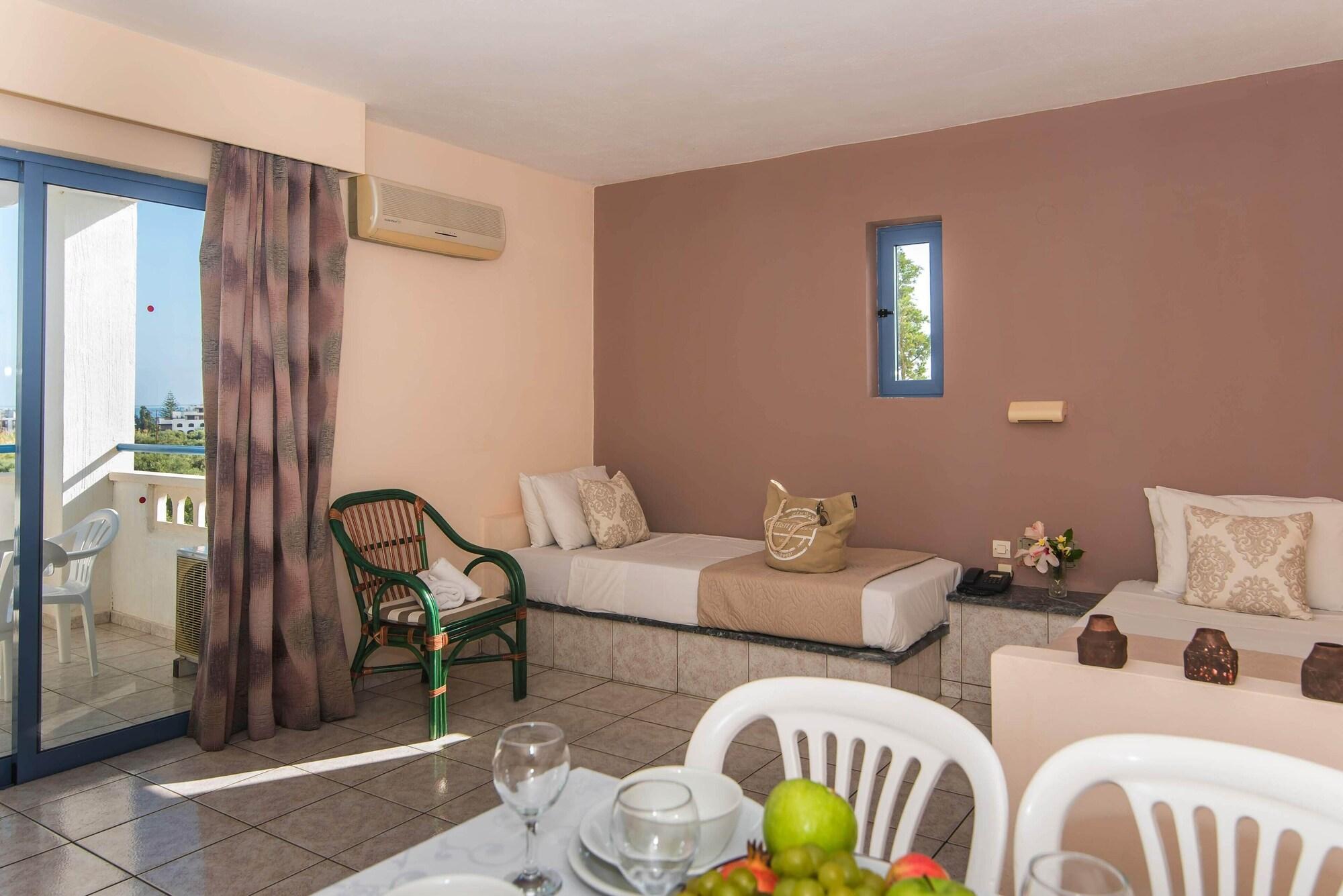 Aspro Hotel Hersonissos  Bagian luar foto