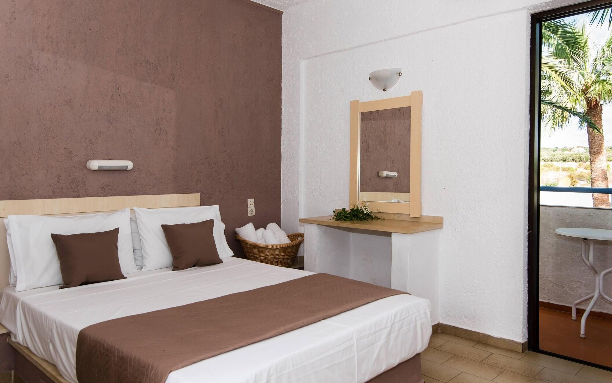 Aspro Hotel Hersonissos  Bagian luar foto