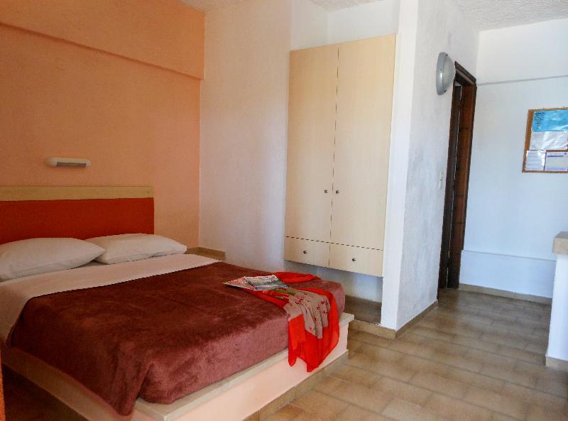Aspro Hotel Hersonissos  Bagian luar foto