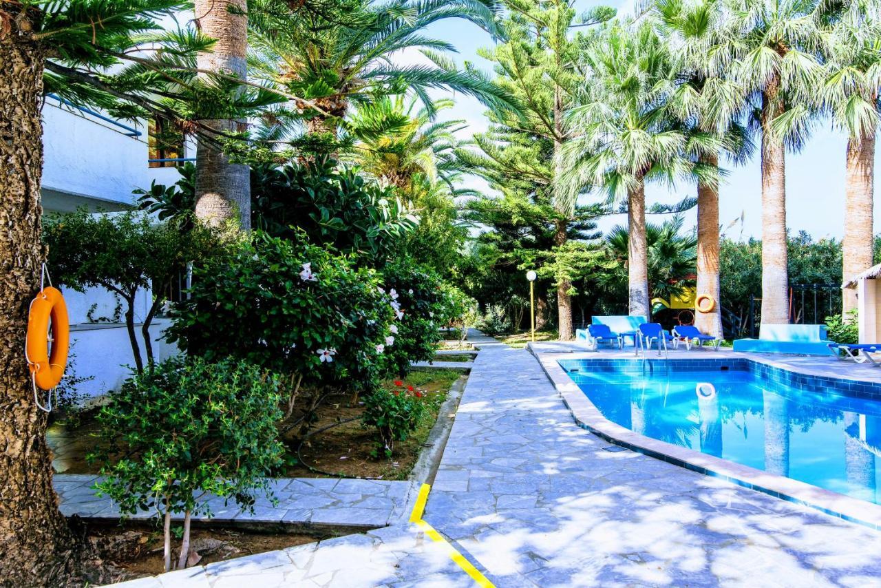 Aspro Hotel Hersonissos  Bagian luar foto