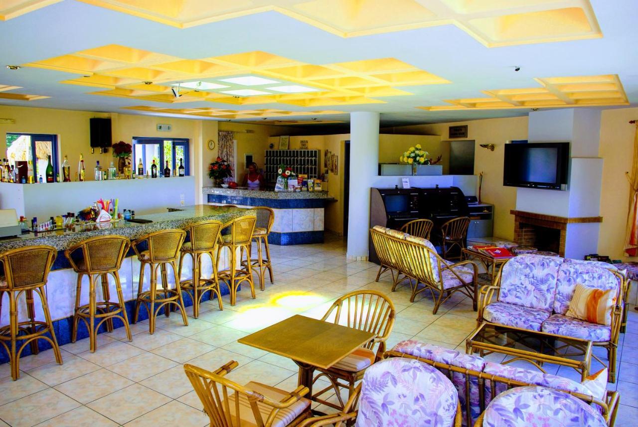 Aspro Hotel Hersonissos  Bagian luar foto